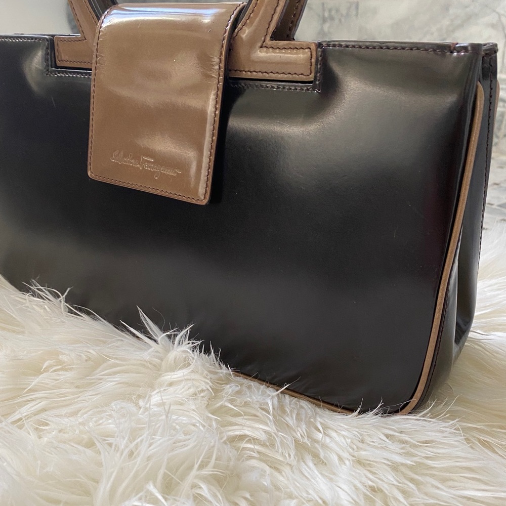 FERRAGAMO Vintage Logo Handle Purse - Picture 5 of 17